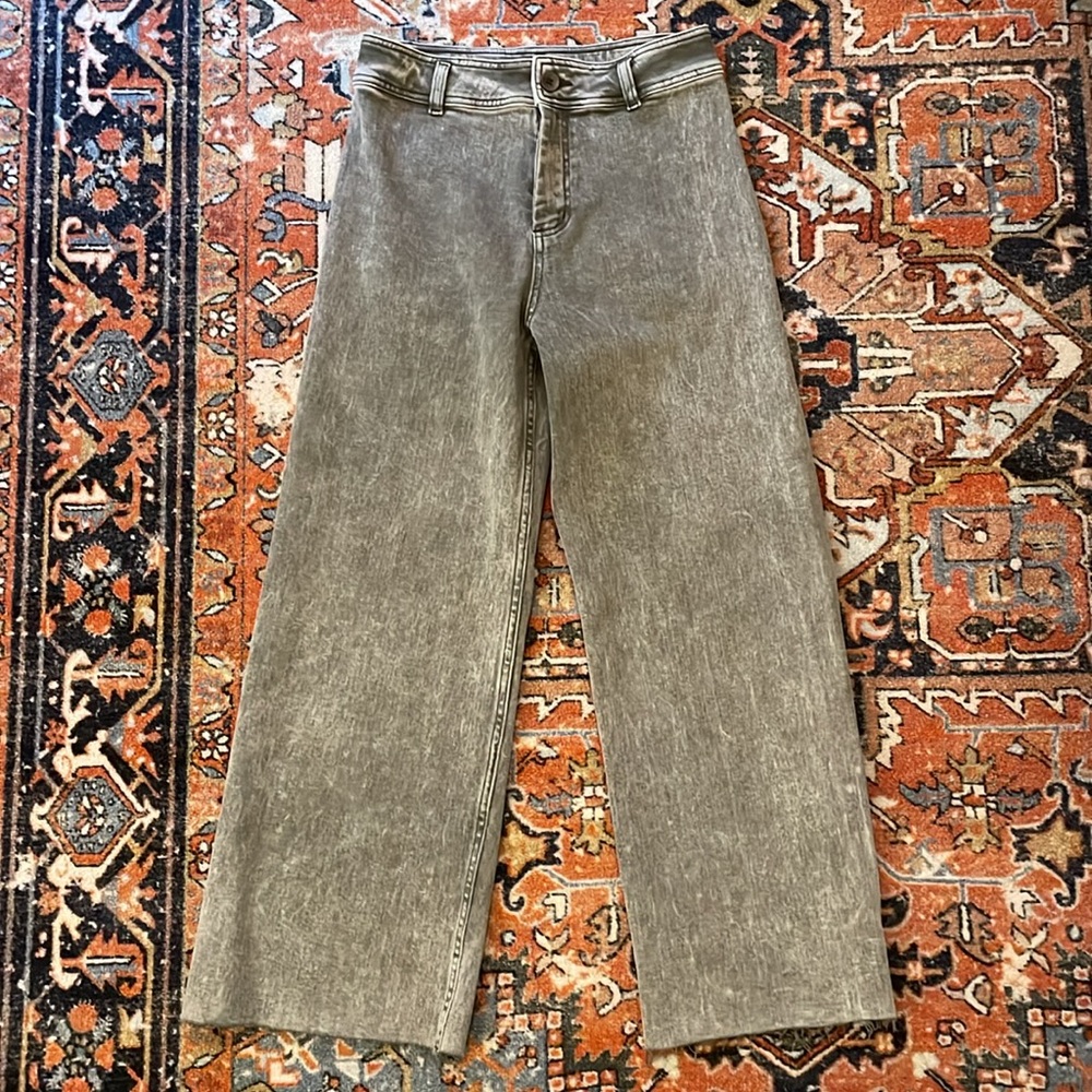 NEW Miou Muse Sage Green Jeans Wide Leg | Women’s Size M